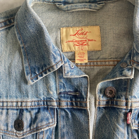Levis Denim Jacket - Picture 5 of 5